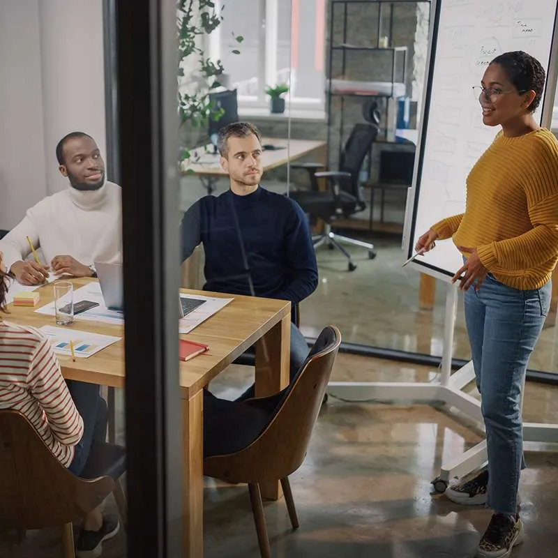 800×800-web-MEETING2
